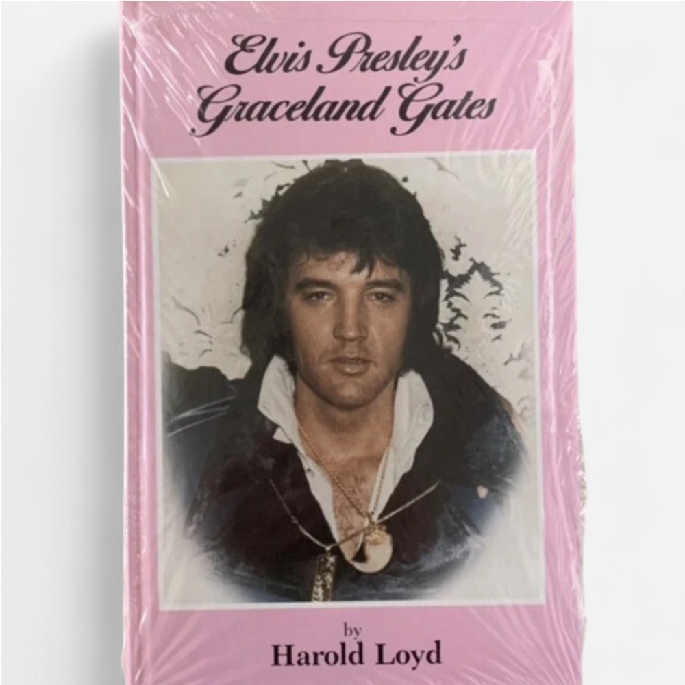 Elvis  Book